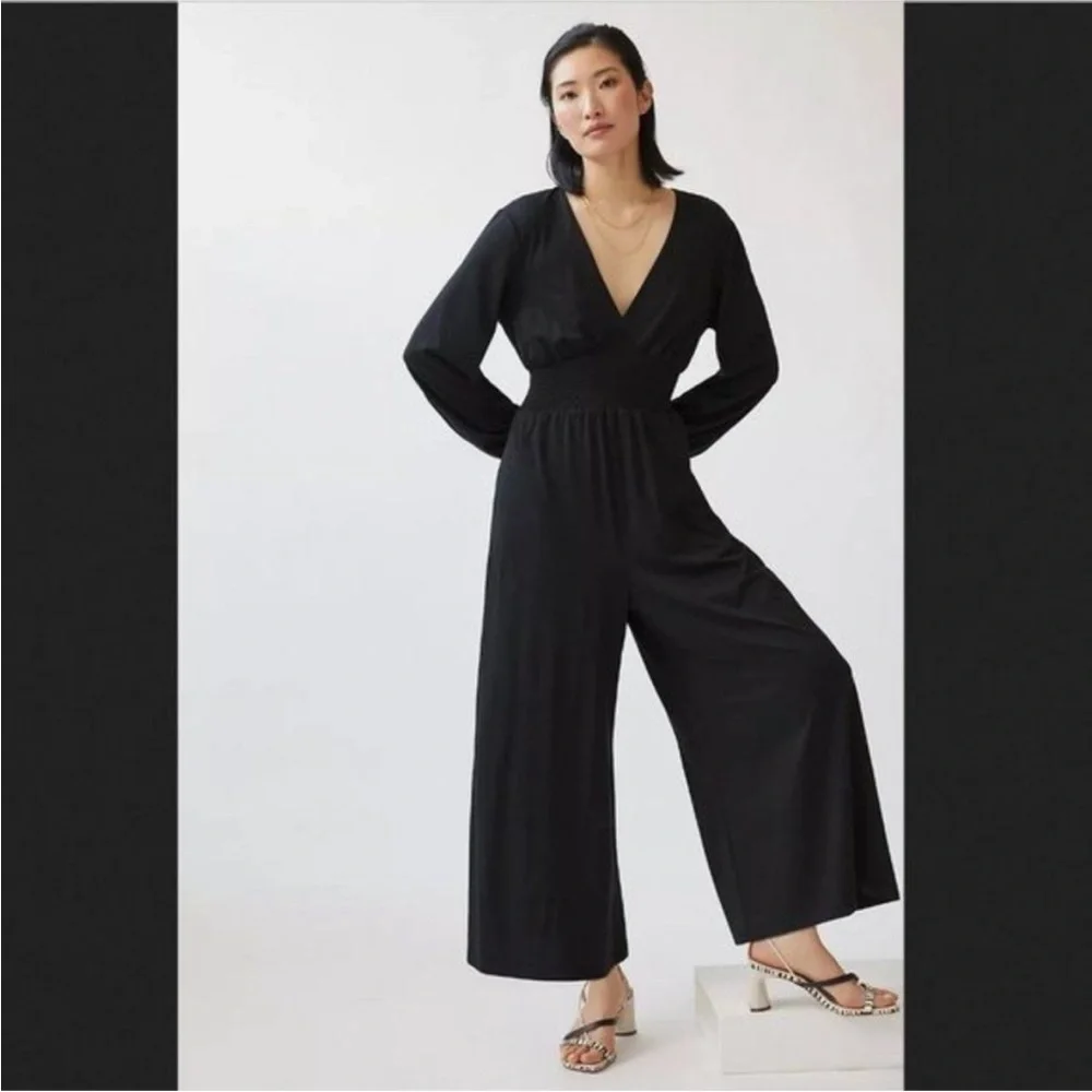 Anthropologie Hutch Wide Leg V Neck Jumpsuit